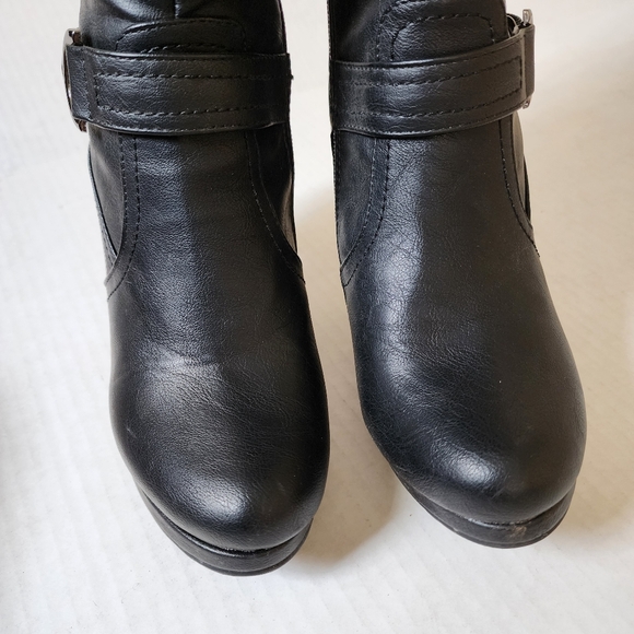 Topmoda Tall black boots with 5" heel - Picture 9 of 9